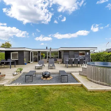 Adia - 500m From The Sea By Interhome * Hejls
